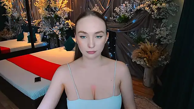 Snapshot of TrueReincarnation chatting on February 2025 01:25:01 PM TrueReincarnation online show from February 2025 01:25:01 PM