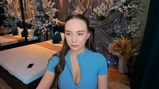 Snapshot of TrueReincarnation chatting on February 2025 10:18:02 PM TrueReincarnation online show from February 2025 10:18:02 PM