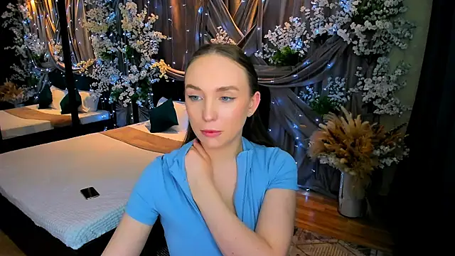 Snapshot of TrueReincarnation chatting on March 2025 10:10:01 PM TrueReincarnation online show from March 2025 10:10:01 PM