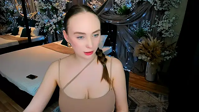 Snapshot of TrueReincarnation chatting on March 2025 07:14:01 PM TrueReincarnation online show from March 2025 07:14:01 PM