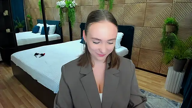 Snapshot of TrueReincarnation chatting on September 2025 04:07:01 PM TrueReincarnation online show from September 2025 04:07:01 PM