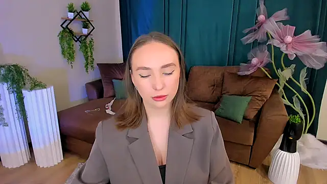 Snapshot of TrueReincarnation chatting on September 2025 04:03:02 AM TrueReincarnation online show from September 2025 04:03:02 AM