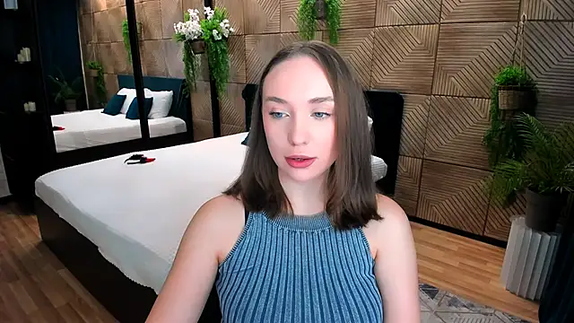Snapshot of TrueReincarnation chatting on October 2025 10:13:01 AM TrueReincarnation online show from October 2025 10:13:01 AM