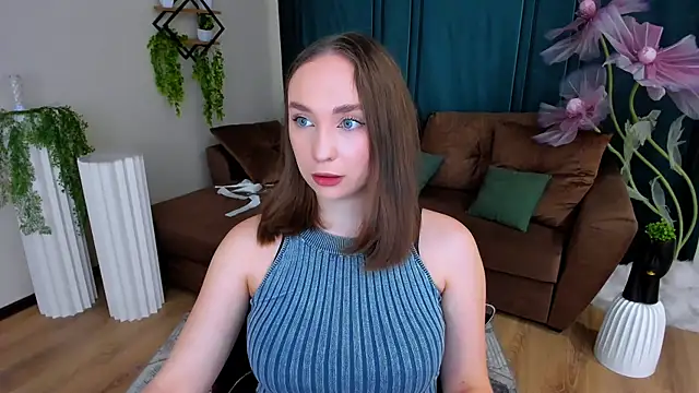 Snapshot of TrueReincarnation chatting on October 2025 07:03:02 PM TrueReincarnation online show from October 2025 07:03:02 PM