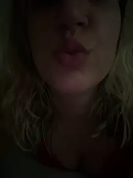 Snapshot of Bia_sexynovaes chatting on January 2025 07:15:01 AM Bia sexynovaes online show from January 2025 07:15:01 AM