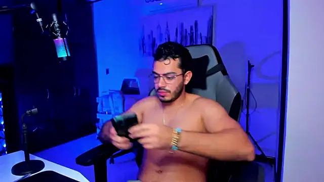 BrunoD31 online show from November 2025 11:55:02 AM