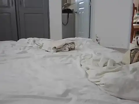 Snapshot of adele-33 chatting on March 2025 02:08:01 PM adele-33 online show from March 2025 02:08:01 PM