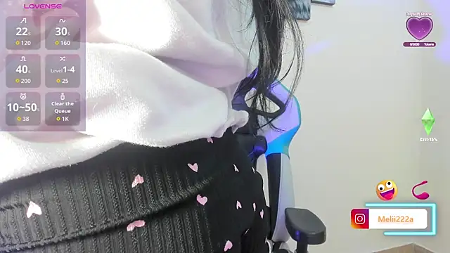 missycanoo online show from November 2025 02:10:01 AM