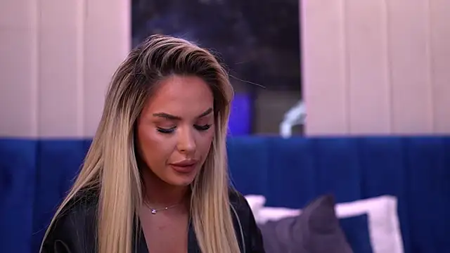 SelenaFrost online show from January 2025 09:15:02 AM