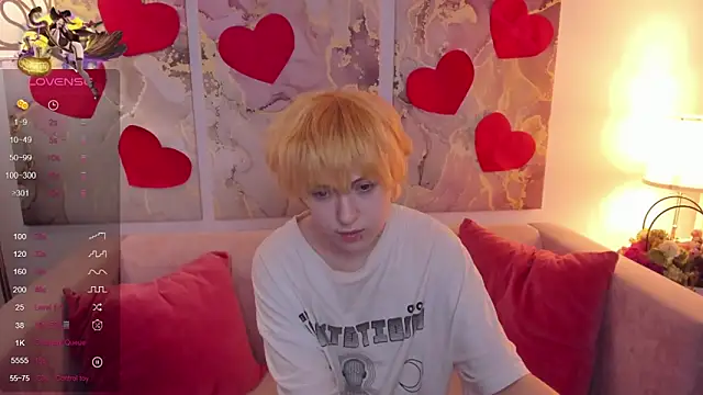 fiamoory online show from February 2025 05:00:01 AM