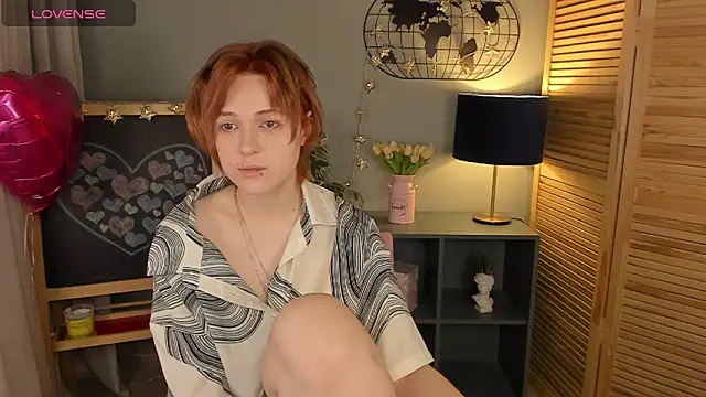 fiamoory online show from March 2025 04:15:02 AM