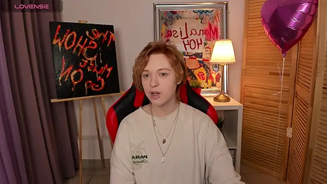 fiamoory online show from March 2025 04:34:02 AM