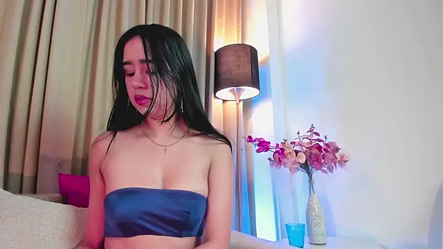 LaraGoldd online show from February 2025 12:38:02 AM