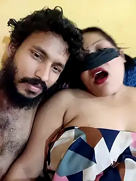 Radhikadavi879 online show from January 2025 04:11:02 PM