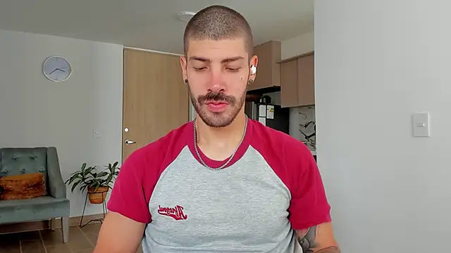 Guyinthemountain online show from January 2025 01:23:02 PM