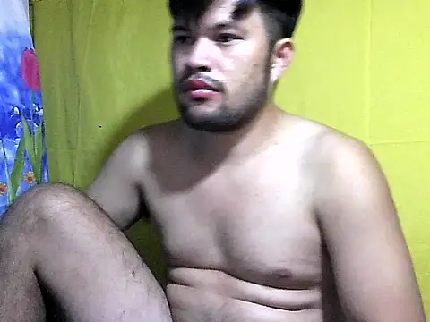Snapshot of HairyHottestpinoyHandsome chatting on May 2026 08:07:01 PM HairyHottestpinoyHandsome online show from May 2026 08:07:01 PM