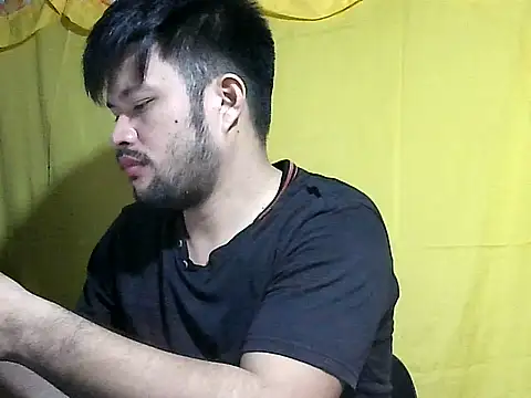 Snapshot of HairyHottestpinoyHandsome chatting on May 2026 01:29:01 PM HairyHottestpinoyHandsome online show from May 2026 01:29:01 PM