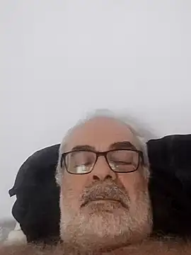 Satiro Sevilla online show from September 2025 01:16:01 AM