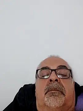 Satiro Sevilla online show from October 2025 09:02:01 PM