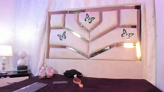 Snapshot of Strella_ferrera chatting on March 2026 05:55:02 AM Strella ferrera online show from March 2026 05:55:02 AM