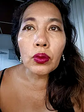 anniecoopeer online show from February 2025 04:16:01 PM