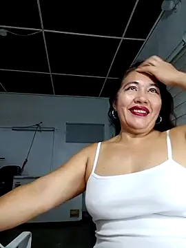 anniecoopeer online show from March 2025 11:47:02 AM