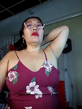 anniecoopeer online show from December 2025 11:28:02 AM