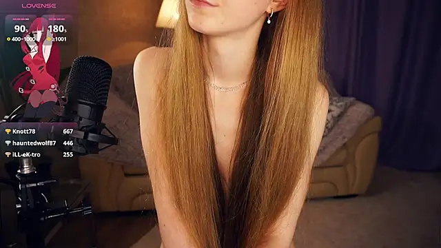 EsmaCarll online show from March 2025 02:43:01 AM