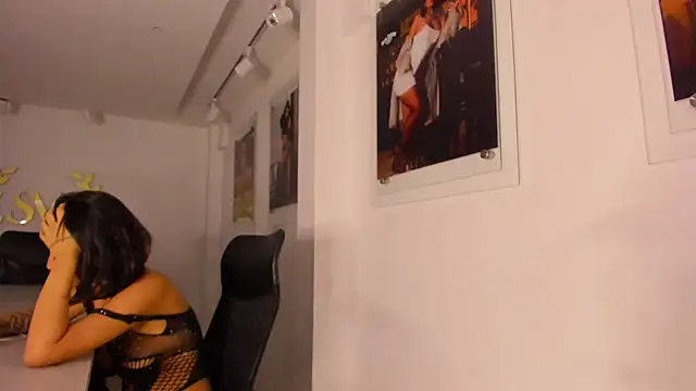 NairobiLee online show from March 2025 12:01:02 PM