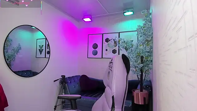 Tiara rr online show from April 2026 03:26:01 AM