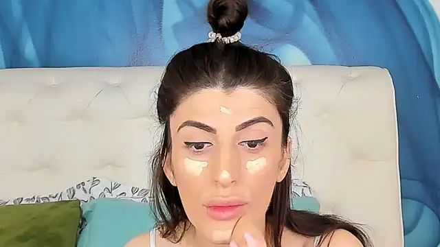 SkinnyDolly online show from November 2025 03:08:02 AM