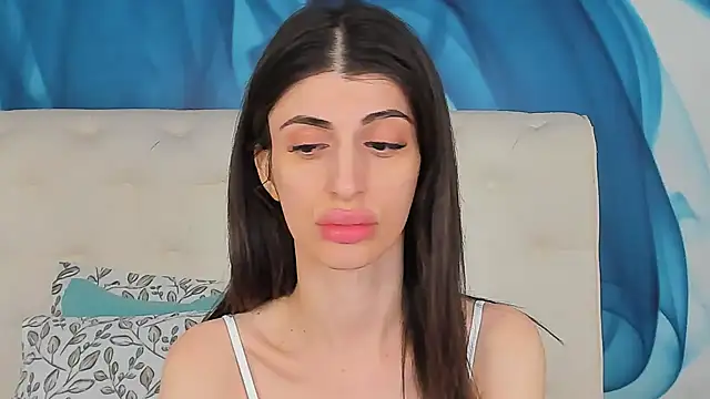 SkinnyDolly online show from April 2026 02:44:02 AM