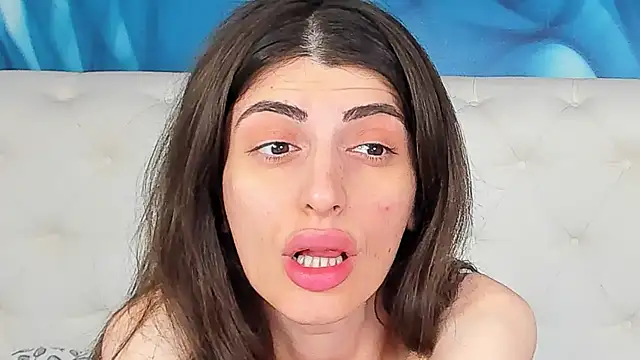SkinnyDolly online show from June 2026 02:46:01 AM