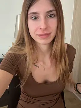 Snapshot of emma05 chatting on February 2026 06:56:01 AM emma05 online show from February 2026 06:56:01 AM