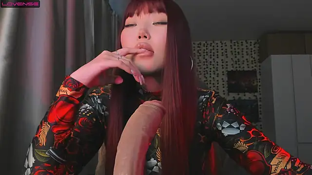 Snapshot of uko_sa chatting on September 2025 03:35:01 PM uko sa online show from September 2025 03:35:01 PM