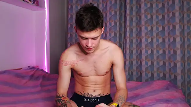 Snapshot of hornyadamsex chatting on November 2025 09:25:02 PM hornyadamsex online show from November 2025 09:25:02 PM