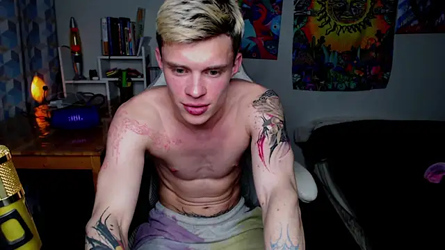 Snapshot of hornyadamsex chatting on April 2026 03:42:02 PM hornyadamsex online show from April 2026 03:42:02 PM