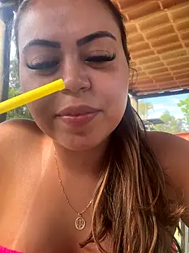 lariic online show from September 2025 07:04:01 PM