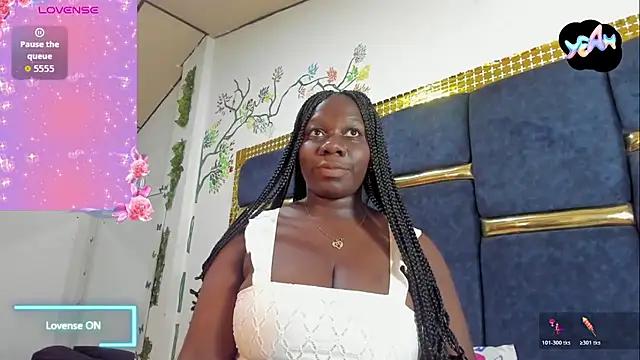 skaysanchez1 online show from October 2025 07:03:01 PM