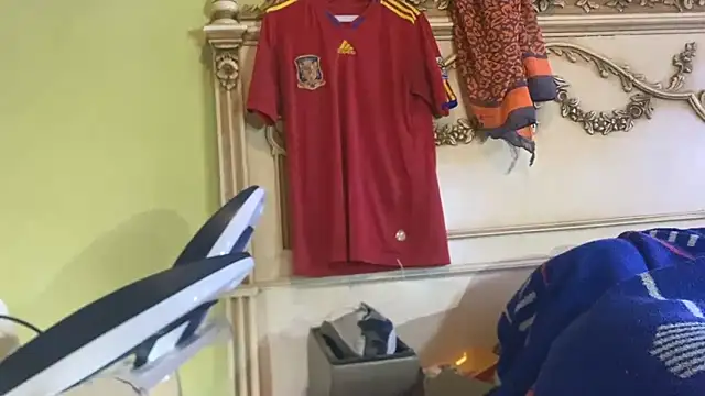 Snapshot of emylolo9 chatting on January 2025 08:03:01 AM emylolo9 online show from January 2025 08:03:01 AM