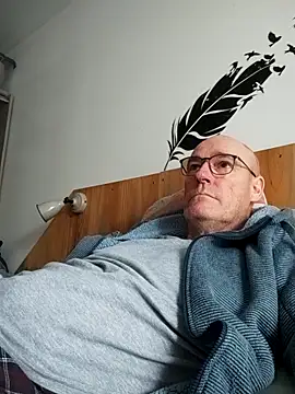 bogland33 online show from February 2026 01:16:01 PM