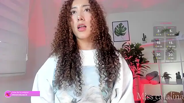 miss catalinaa online show from February 2025 11:36:01 AM