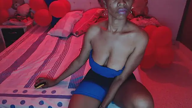 Snapshot of SashaBrianna99 chatting on February 2025 01:47:02 AM SashaBrianna99 online show from February 2025 01:47:02 AM