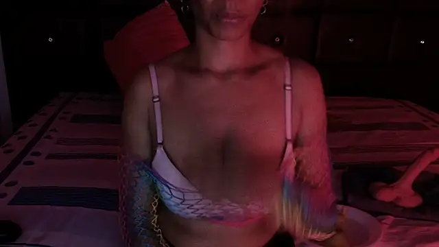 Snapshot of SashaBrianna99 chatting on November 2025 01:10:01 PM SashaBrianna99 online show from November 2025 01:10:01 PM