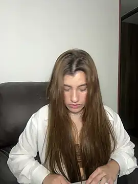 ARITOO  online show from February 2025 04:41:02 AM