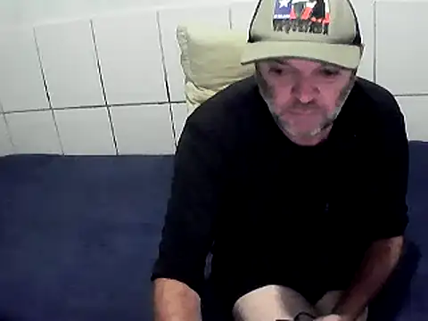 pierdona online show from April 2026 12:43:01 PM