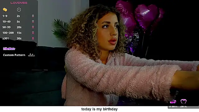 CurlyAnt0 online show from February 2025 11:08:02 PM