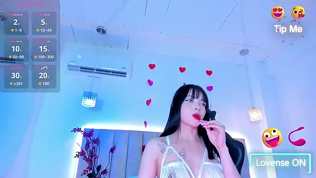 Snapshot of Doyeon_Dae chatting on February 2025 02:28:01 AM Doyeon Dae online show from February 2025 02:28:01 AM