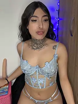 Snapshot of zarai_angels chatting on January 2025 09:31:02 PM zarai angels online show from January 2025 09:31:02 PM