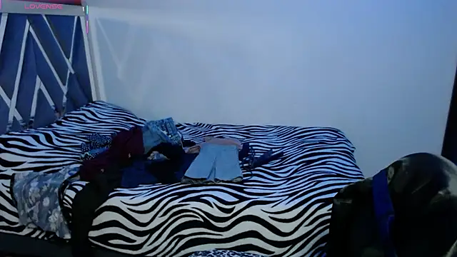 Amber Lovely online show from September 2025 01:53:02 AM